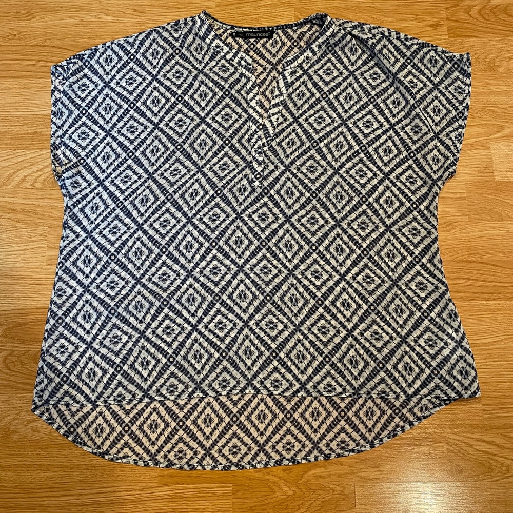 Sheer Maurices short sleeved V neck blouse